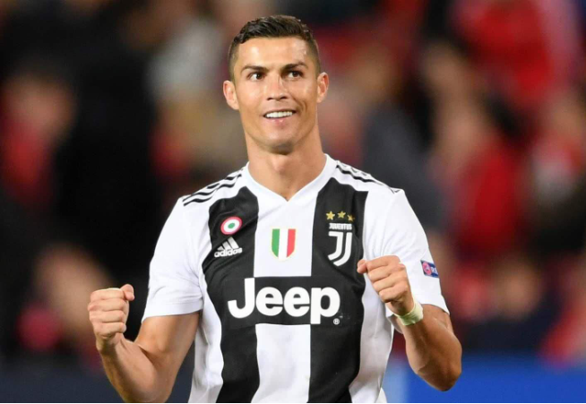 马德兴：U17国足23人名单敲定，邝兆镭10号，梁仕宇落选（马德兴称U17国足23人名单出炉：邝兆镭身披10号，梁仕宇无缘入选）