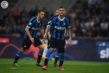 谁更强？ESPN对比15-16赛季库里和本赛季SGA数据（ESPN横评：2015-16库里 vs 本季SGA，谁更胜一筹？）