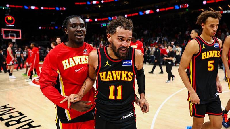 26年状元大热AJ-迪班萨，打球越来越美如画!（AJ-迪班萨成2026状元热门，球风愈发赏心悦目）