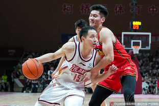 芒特：我正接近巅峰状态，在曼联表现出色就有机会参加世界杯（芒特：状态逼近最佳，在曼联踢出精彩就有望出战世界杯）