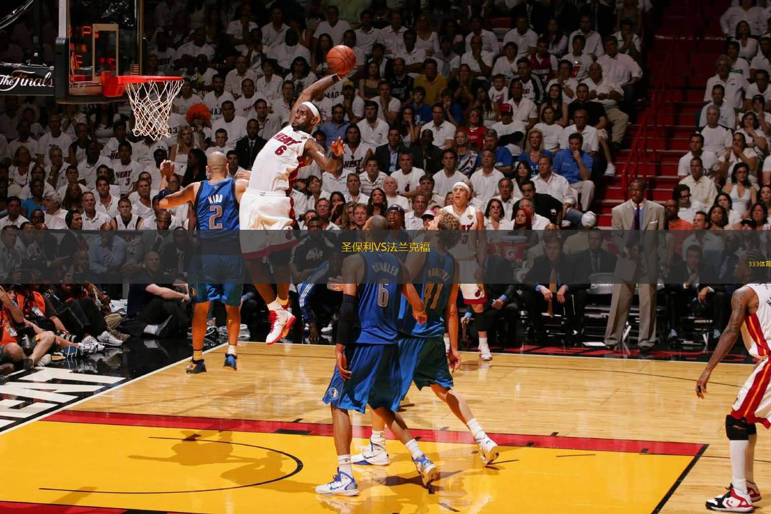 埃及媒体：有沙特俱乐部为萨拉赫开出薪资超过C罗的报价（埃媒：沙特俱乐部向萨拉赫开出报价，薪资高于C罗）