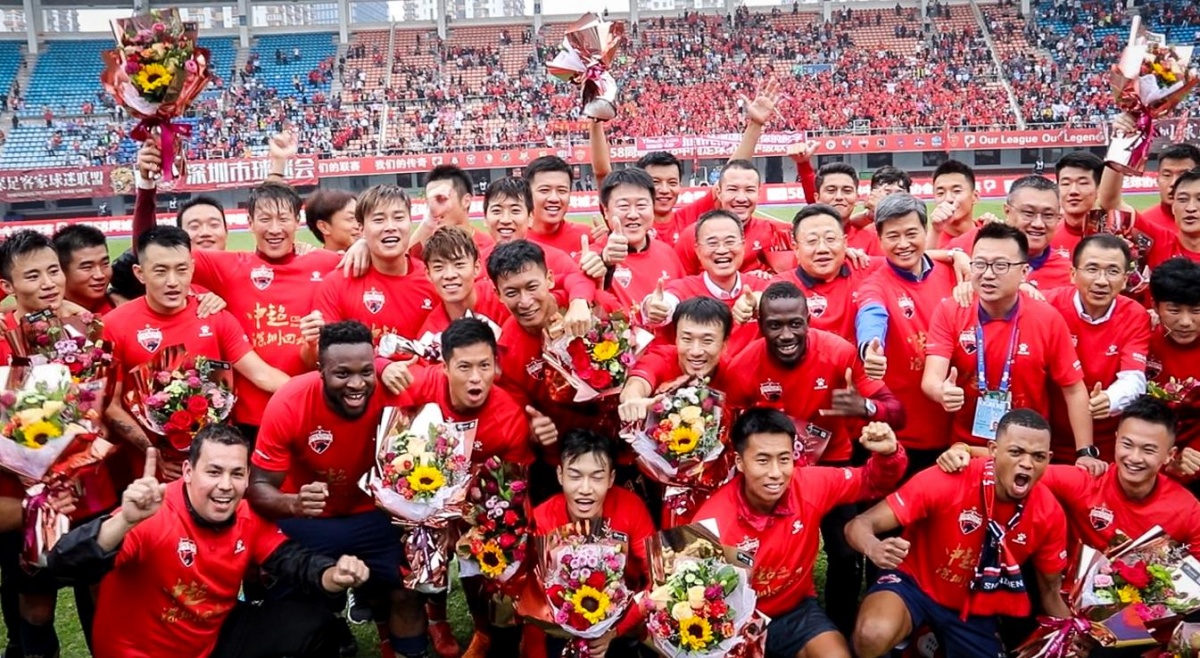 东体：申花主力赛季中后期身心疲劳，阵容一直是“明牌”状态（东体：申花主力后半程身心俱疲，阵容长期被对手看透）