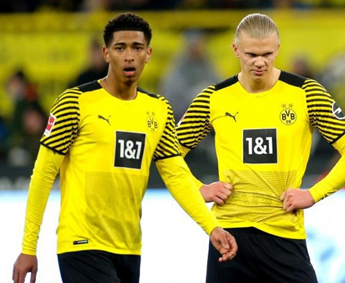 半岛晨报：李国旭中超执教表现不逊于邵佳一，甚至更胜一筹（半岛晨报：李国旭中超执教不亚于邵佳一，甚至更为出色）